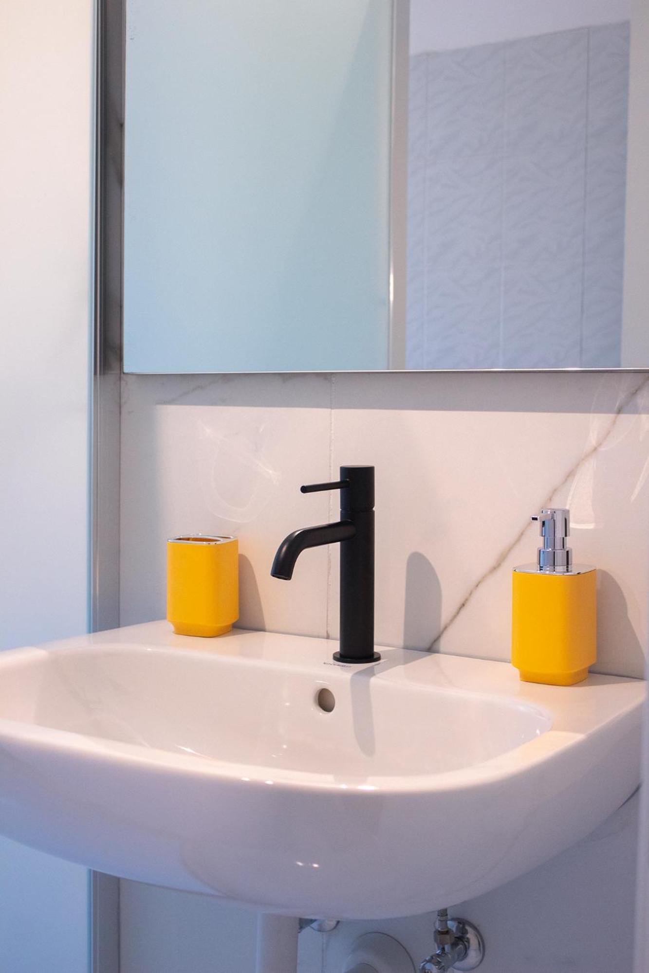Le Calle Holiday Apartments Торболе Экстерьер фото