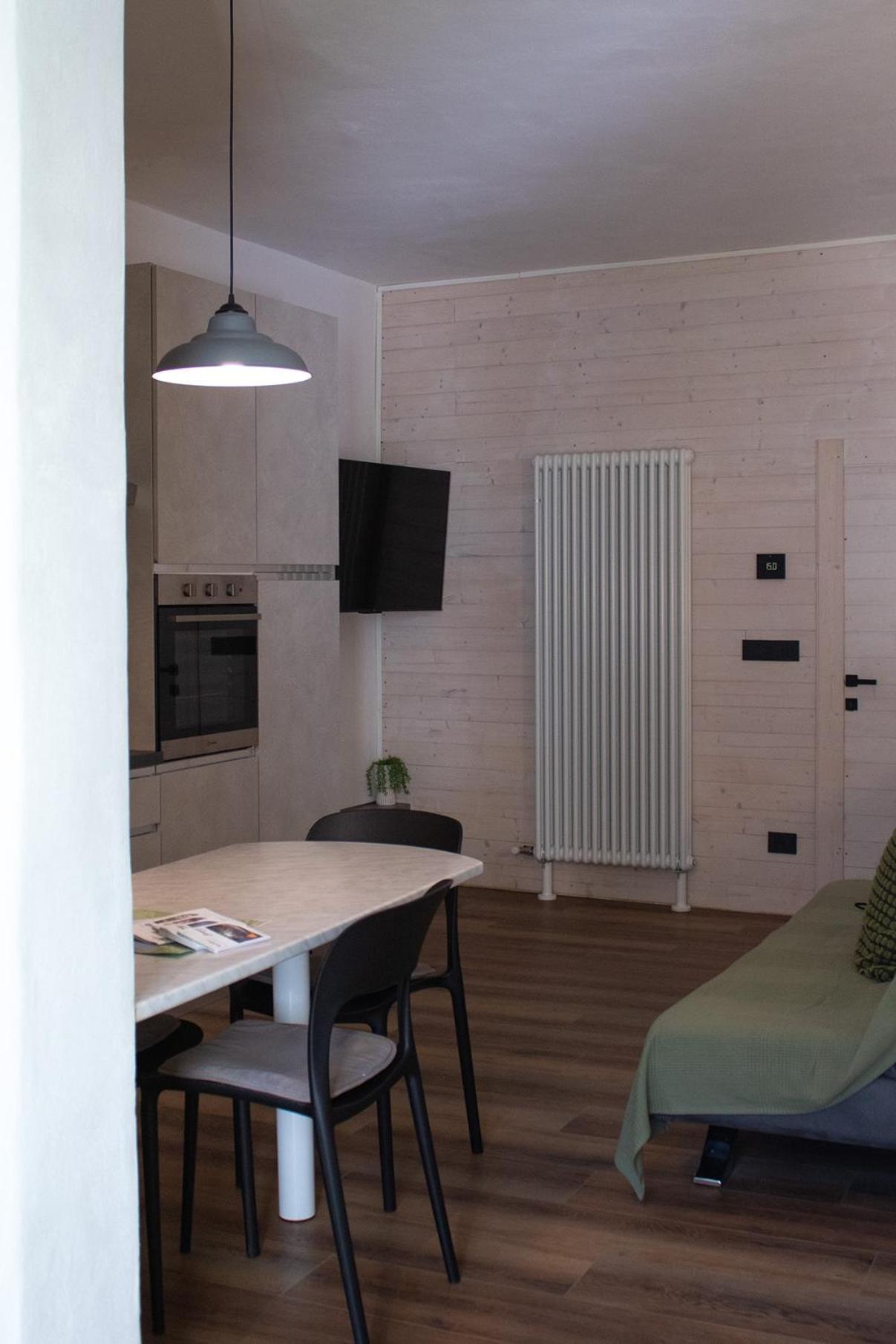 Le Calle Holiday Apartments Торболе Экстерьер фото
